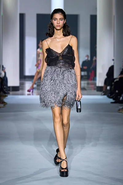 Look 44